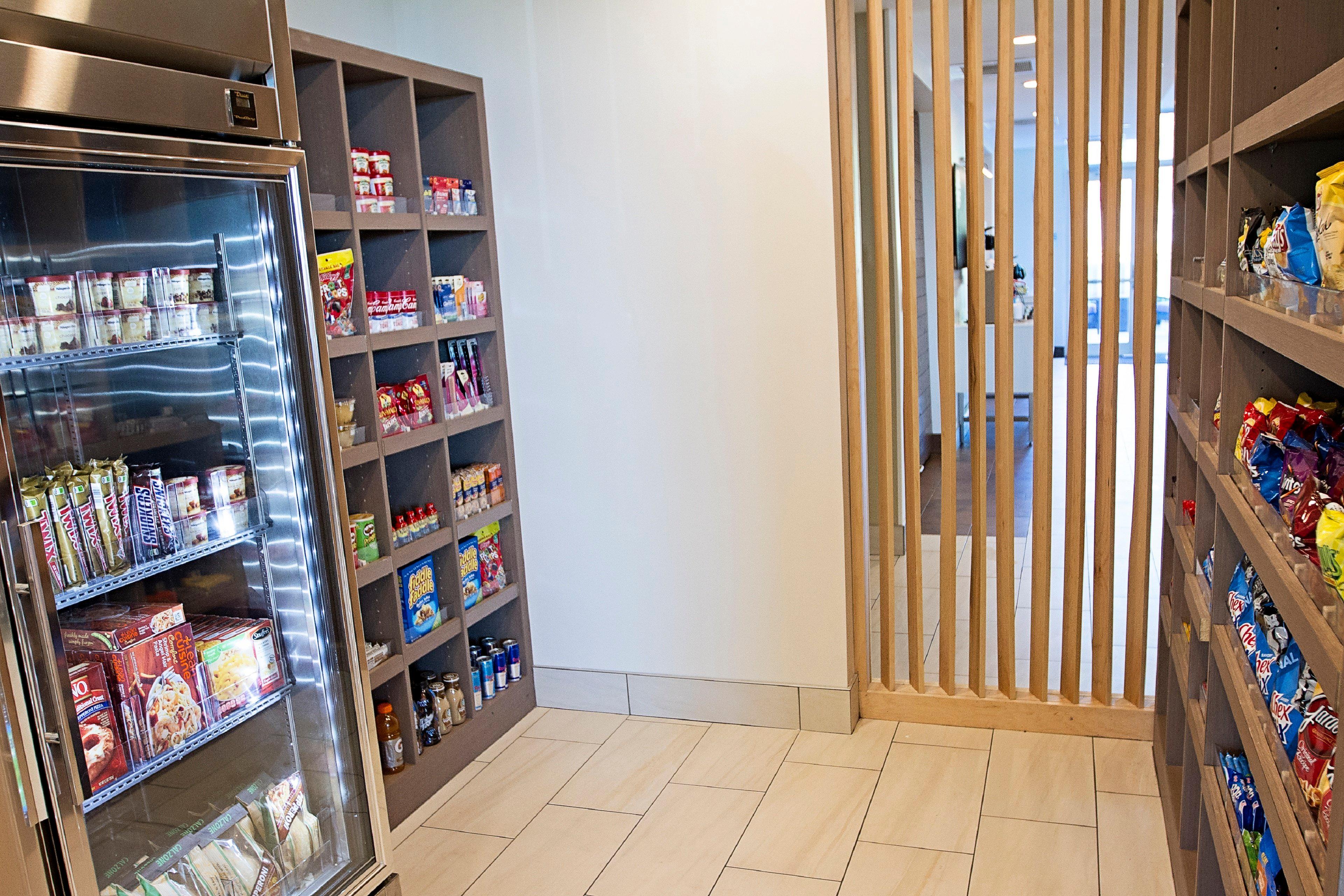 Holiday Inn Express & Suites Greenwood Mall By Ihg Dış mekan fotoğraf